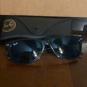 Authentic 🇮🇹Ray-Ban sunglasses